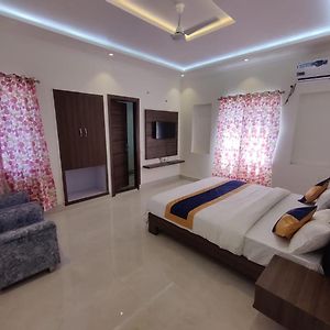 Bhawana Hotel